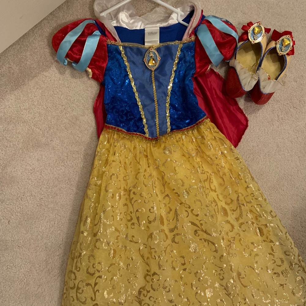 Snow White Dress with matching shoes
